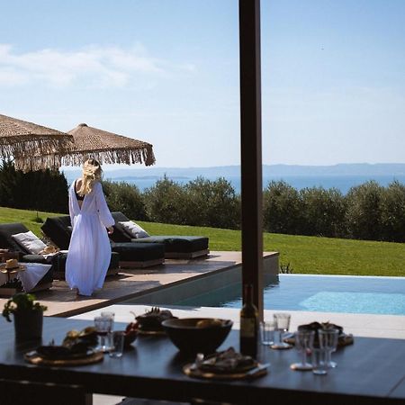 Residenza Cavaion Villa Calmasino Buitenkant foto