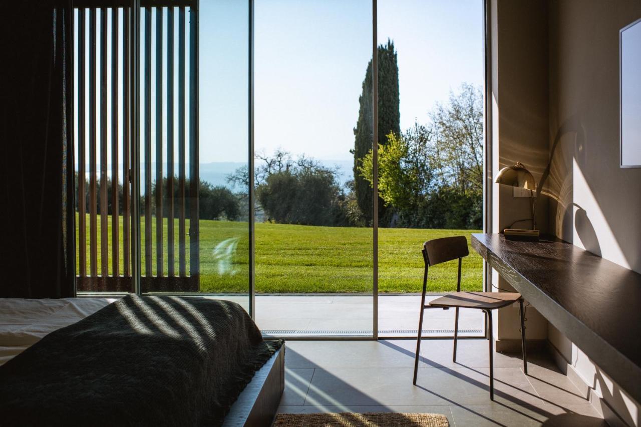Residenza Cavaion Villa Calmasino Buitenkant foto